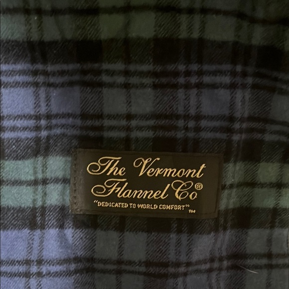 The Vermont Flannel Co. Classic Blue and Green Tartan Scarf - Picture 2 of 9